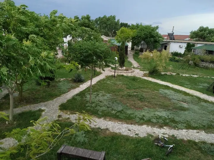 Оленевка: Гостевой дом Бриз