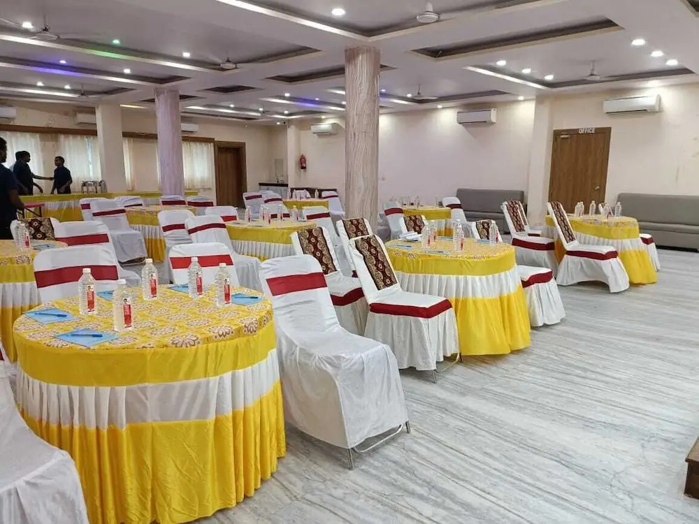 Раджгир: Hotel Rekha International