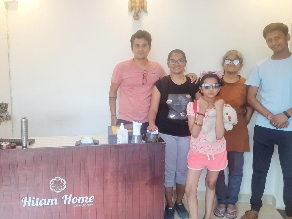 Ришикеш: Hitam Home