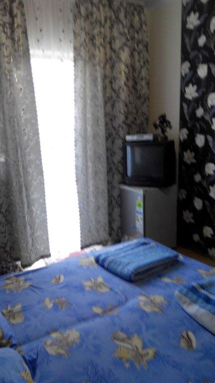 Судак: Гостевой Дом Чехова 19