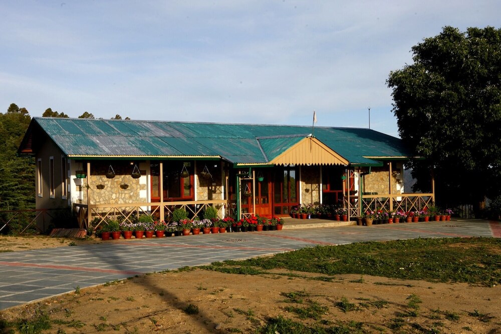 Сукха: BluSalzz Escapade Anant Rasa, Shitlakhet - Ranikhet