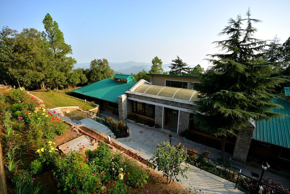 Сукха: BluSalzz Escapade Anant Rasa, Shitlakhet - Ranikhet