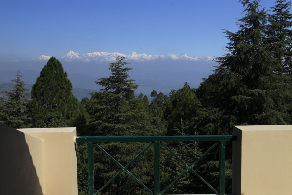 Сукха: BluSalzz Escapade Anant Rasa, Shitlakhet - Ranikhet
