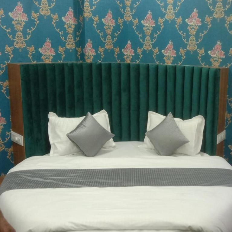Вадодара: Hotel S G,Vadodara