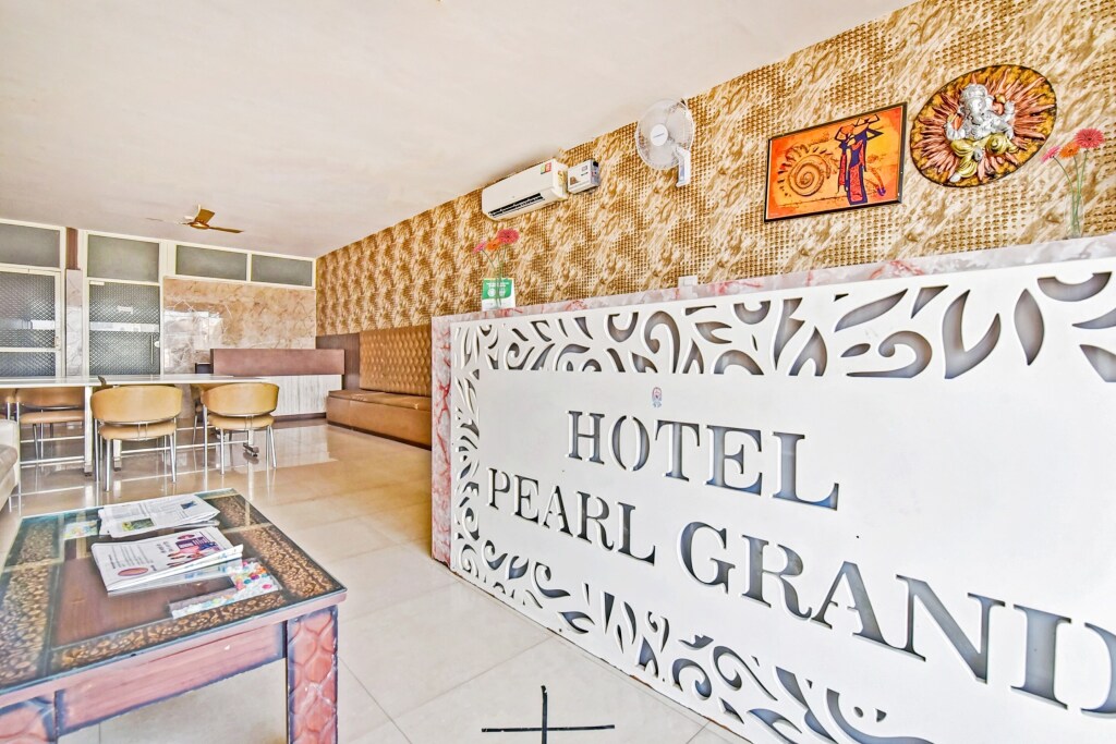 Зиракпур: Capital O 86466 Hotel Pearl Grand