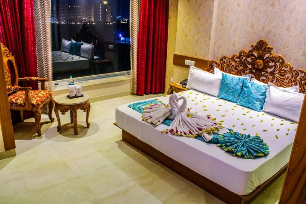 Зиракпур: Kaveri Hotel