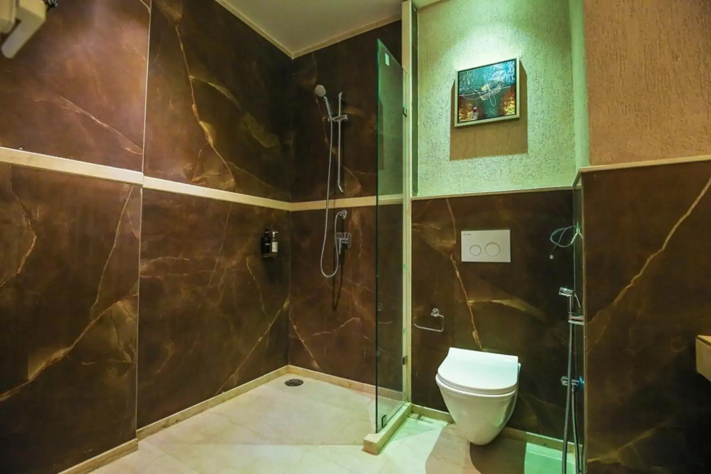 Зиракпур: Kaveri Hotel