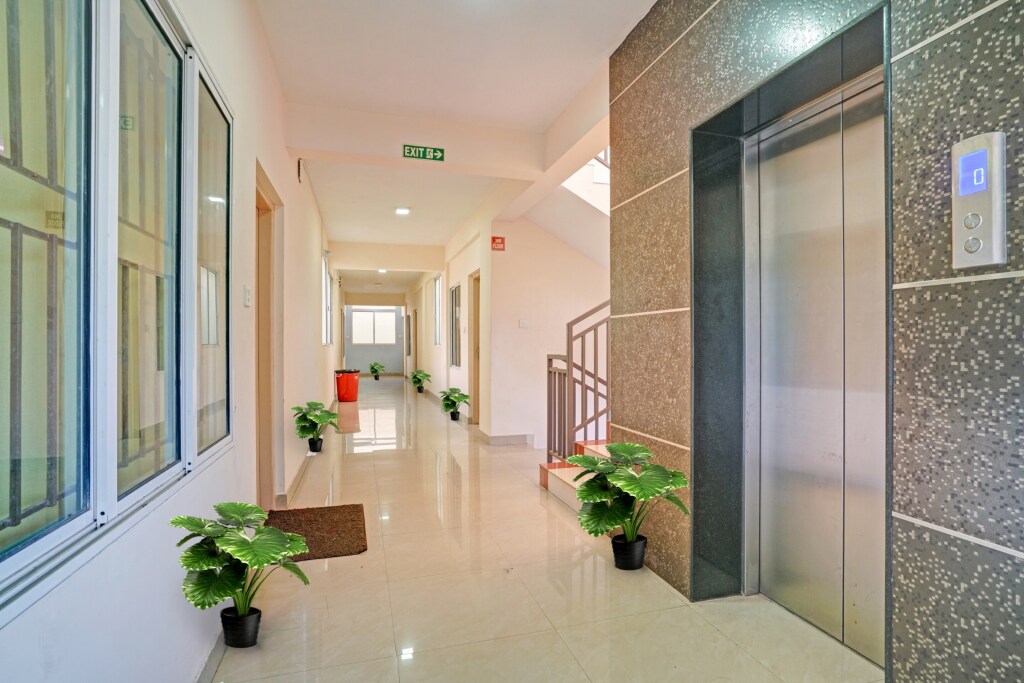 Эрамаллур: Oyo 90283 Majestic Abode