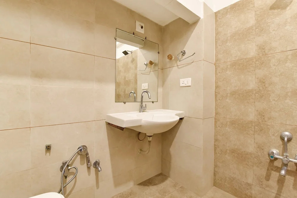 Вадодара: Fabhotel Shivam