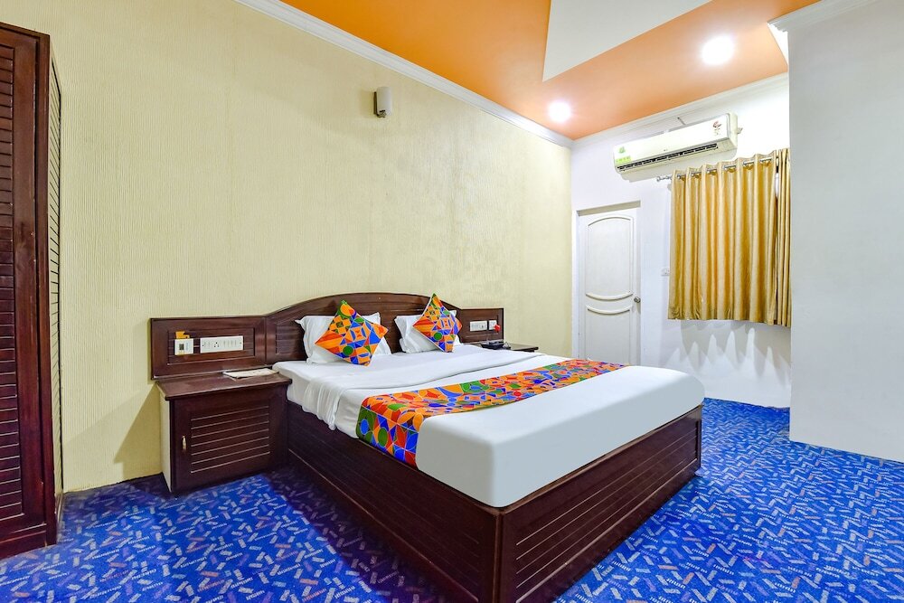 Вадодара: Fabexpress Riya Revati Resort