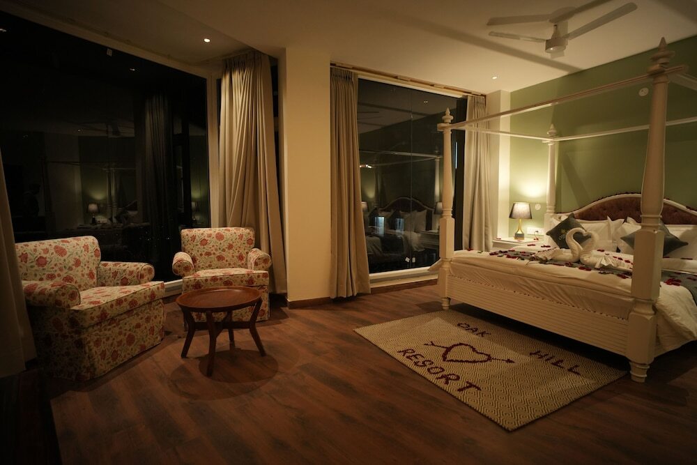 Дхарампур: Oakhill Resort