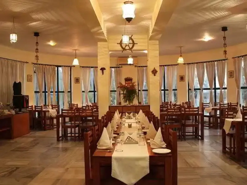 Фатехпур-Сикри: Kadamb Kunj Resort
