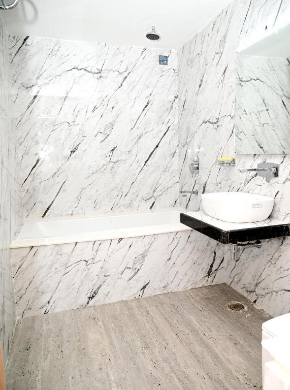 Горакхпур: Hotel Pradeep Star Inn