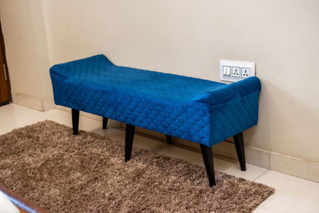 Гуруграм: The Lodgers 2 BHK Serviced Apartment infront of Artemis Hospital Gurgaon