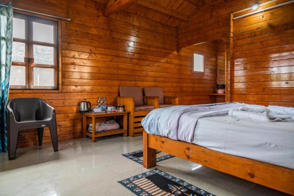 Хоспет: Leo Wooden Resort