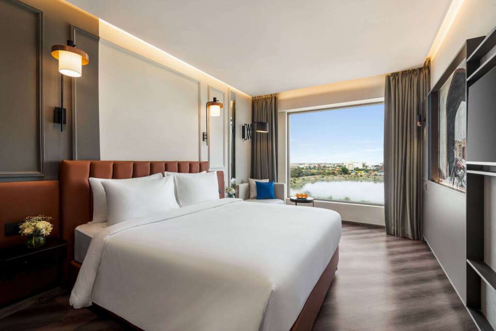 Индаур: Ramada Encore by Wyndham Indore Nipania