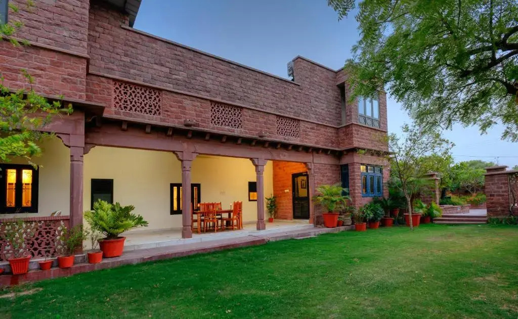 Treehouse Raj Bagh A Boutique Heritage Hotel — фото 3