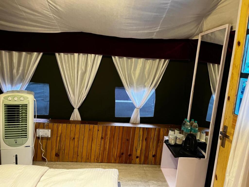 Касоль: Chalo Kasol Huts and Camps
