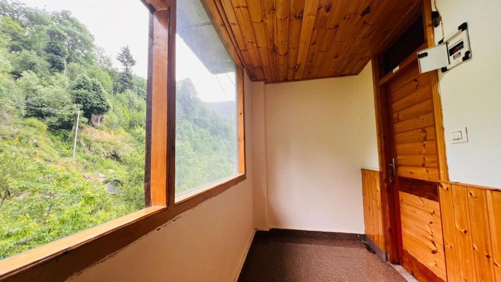 Манали: Himalyan River Resort-A Riverside Resort