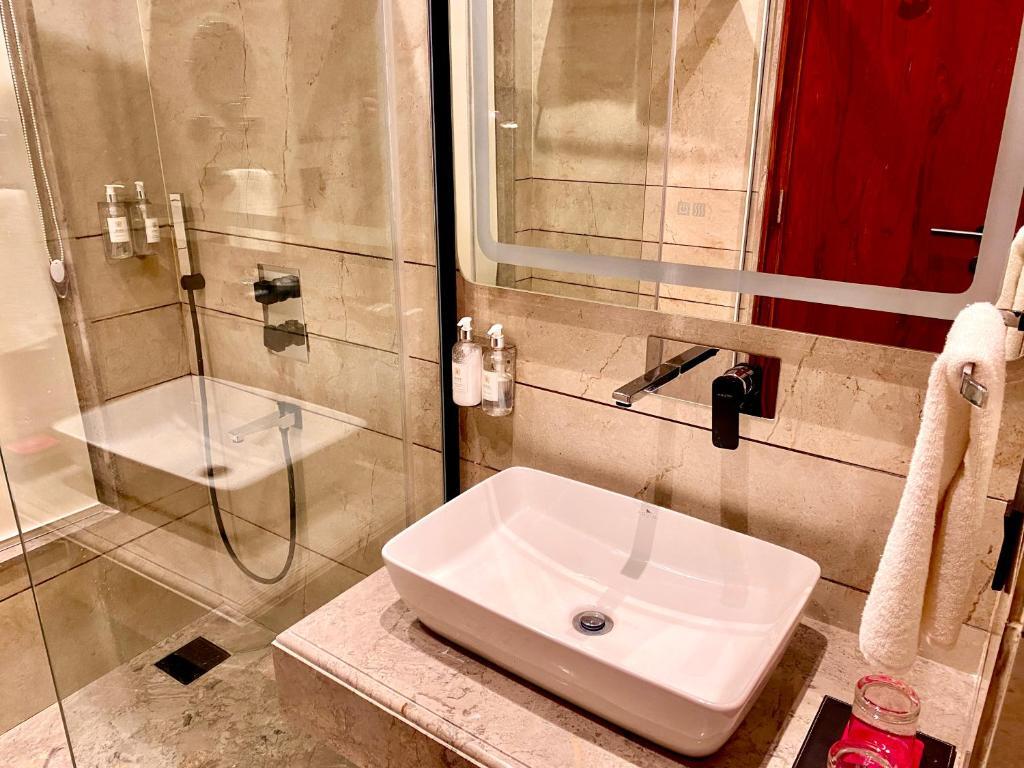 Мохали: Regenta Place Chandigarh Mohali