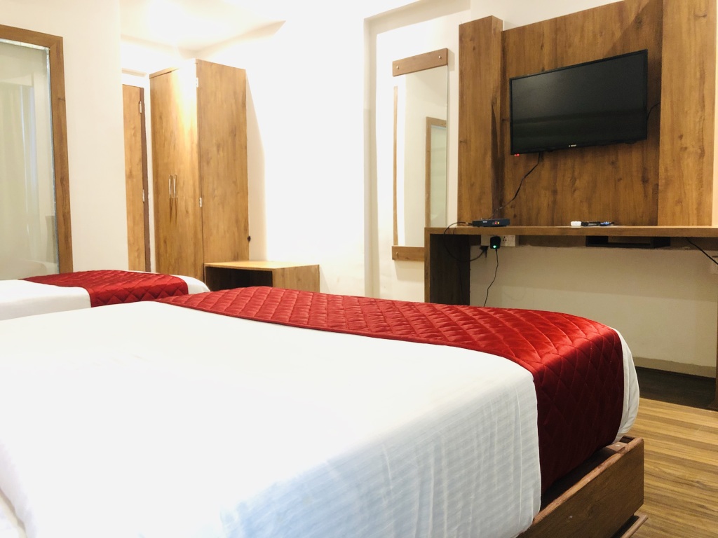 Мумбаи: Hotel BKC Garden near Trade Center, Visa Consulate