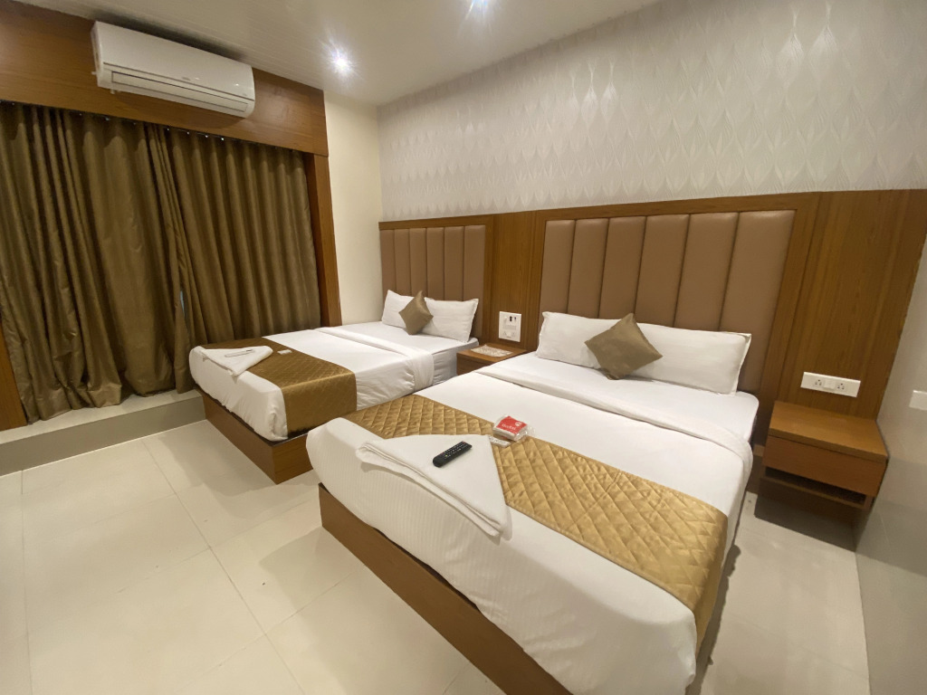 Мумбаи: Hotel BKC Garden near Trade Center, Visa Consulate