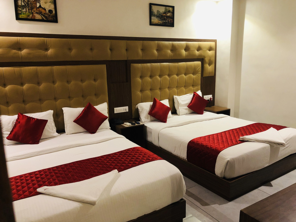 Мумбаи: Hotel BKC Garden near Trade Center, Visa Consulate