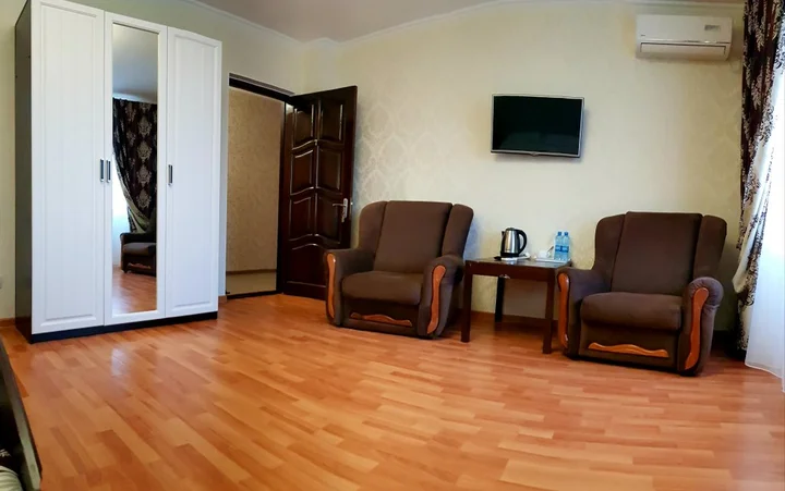 Феодосия: Гостевой Дом Эдем
