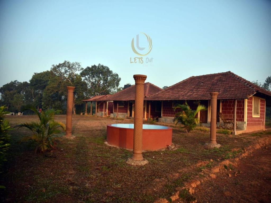 Sakleshpur: Staymaker Ruthu Herittage Homes