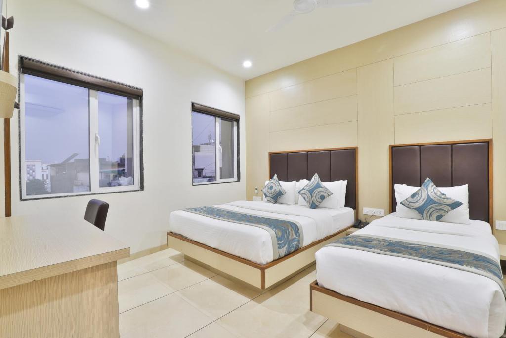 Сурат: Hotel Surat