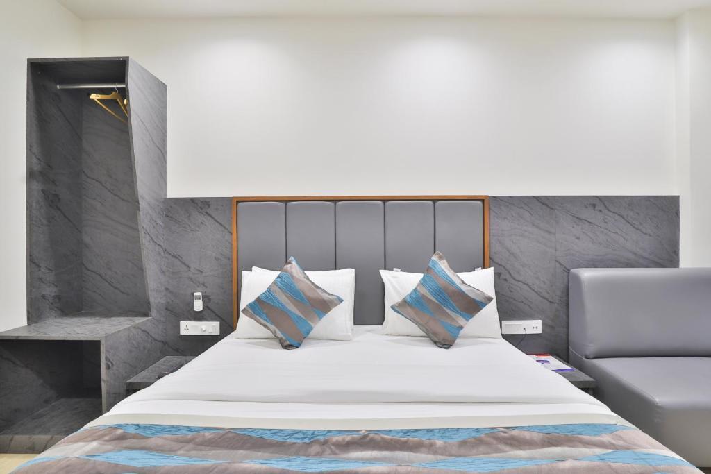 Сурат: Hotel Surat