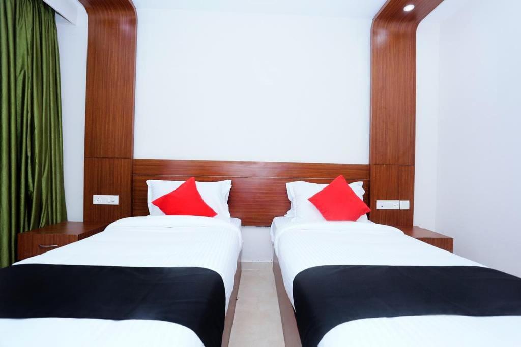 Тируванантапурам: FabHotel The South Gate