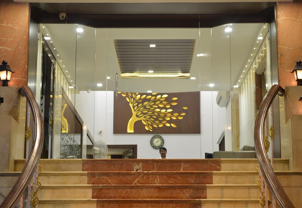 Вадодара: Hotel Apex International