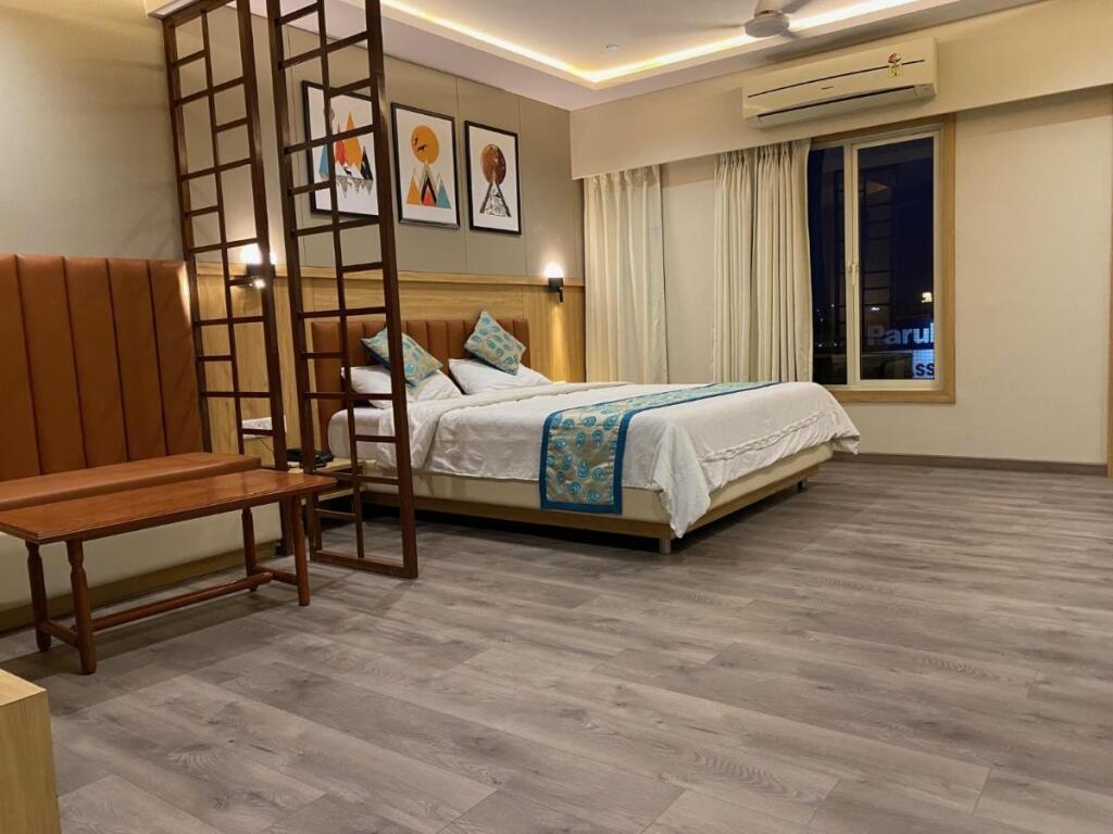 Вадодара: Hotel Apex International