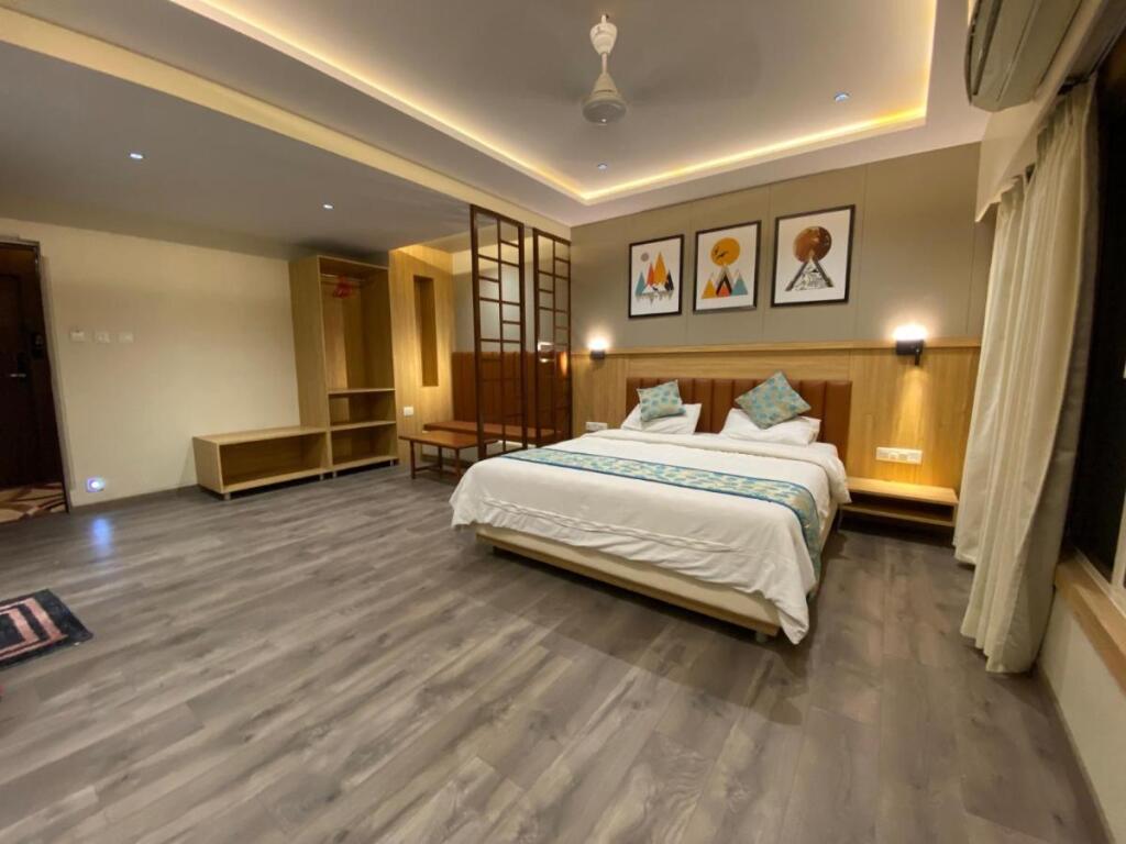 Вадодара: Hotel Apex International