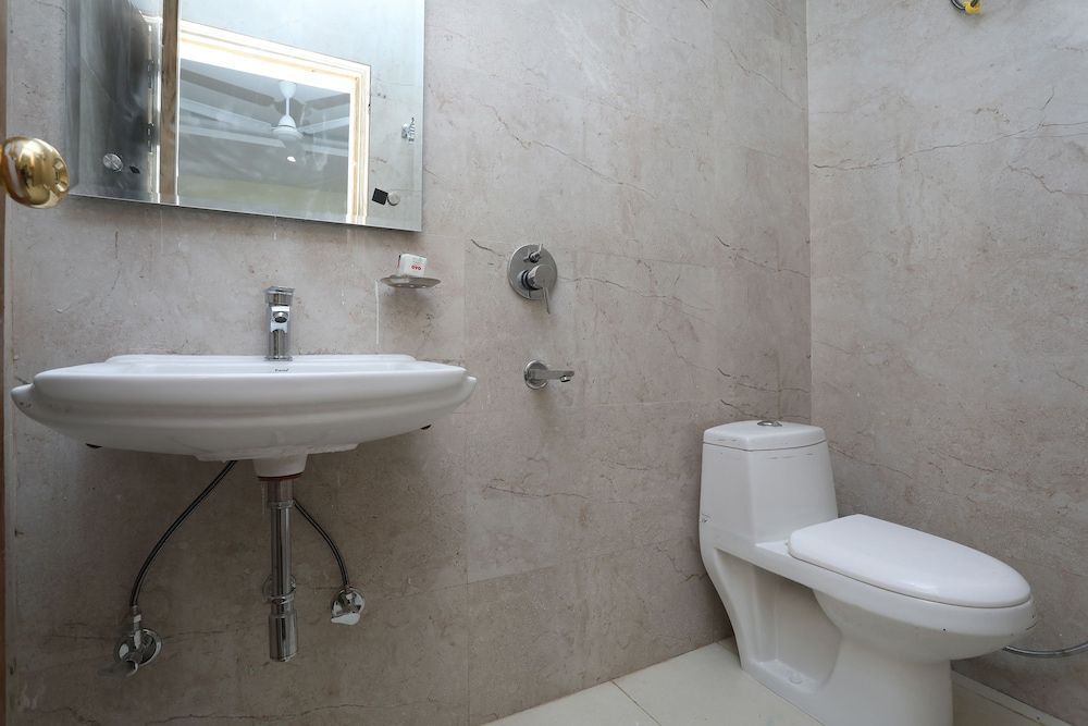 Нью-Дели: Hotel IBY