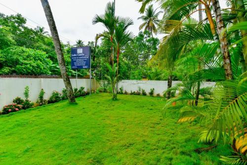 Аллеппи: Lake Castle Alleppey villa