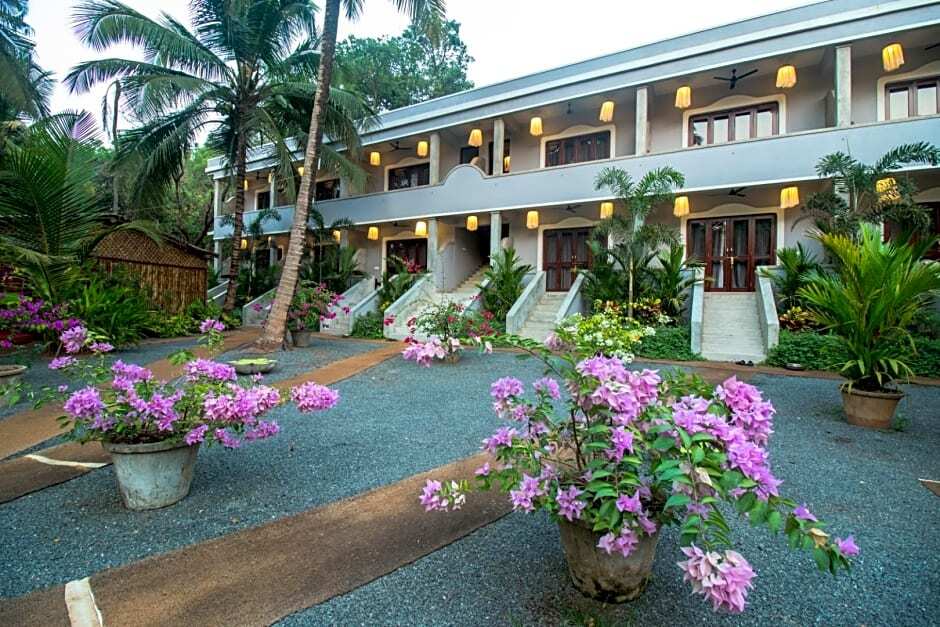 Ашвем: Babu Beach Resort