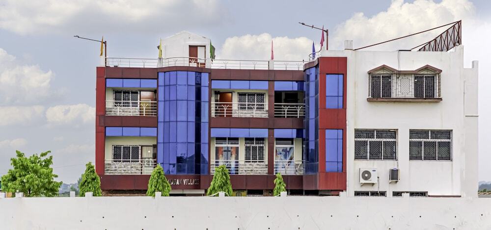 Банкура: Mayaban Village Hotel and Resort