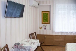 Ялта: Гостевой дом Floral Courtyard