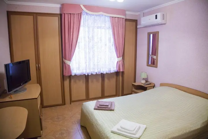 Ялта: Гостевой дом Floral Courtyard
