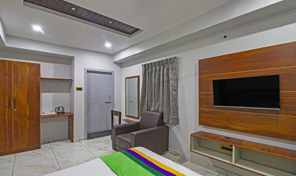 Гунтур: Treebo Abhi Suites, Guntur