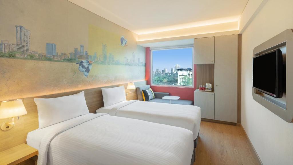 Тхане: Ibis Thane
