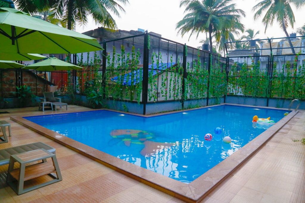 Калангут: FabHotel Sarala Crown Calangute Beach