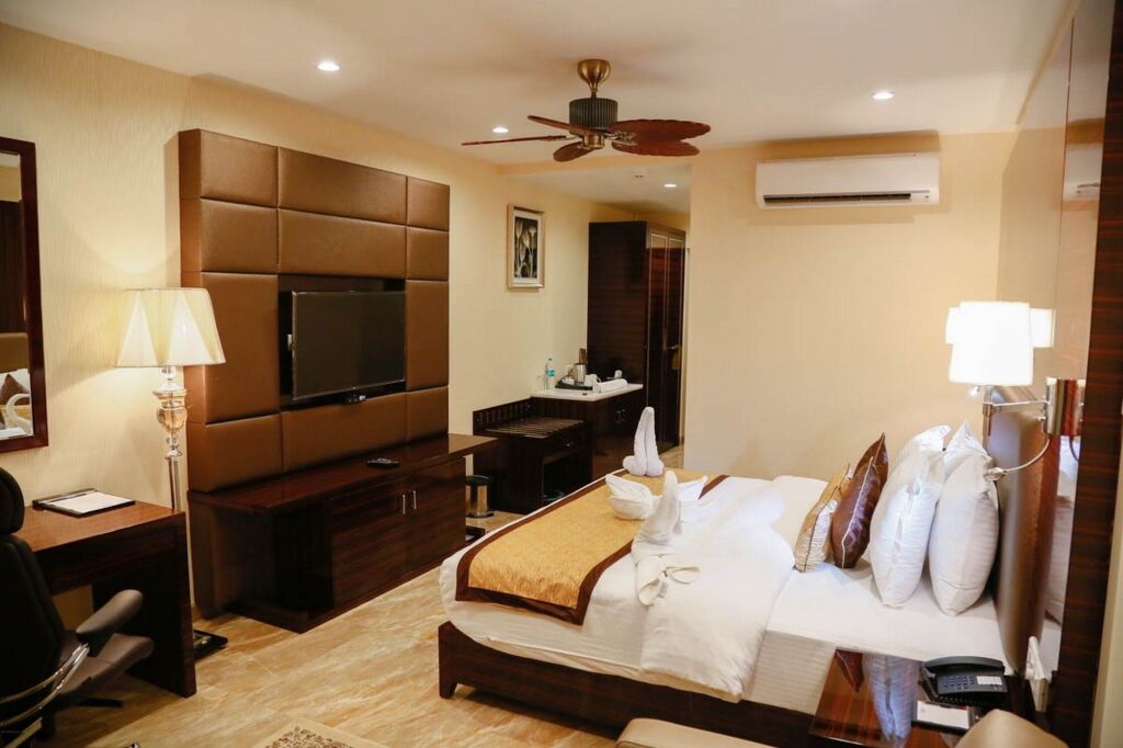Калангут: FabHotel Sarala Crown Calangute Beach
