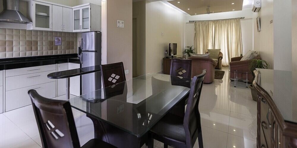 Мумбаи: Treebo HummingBird Apartments