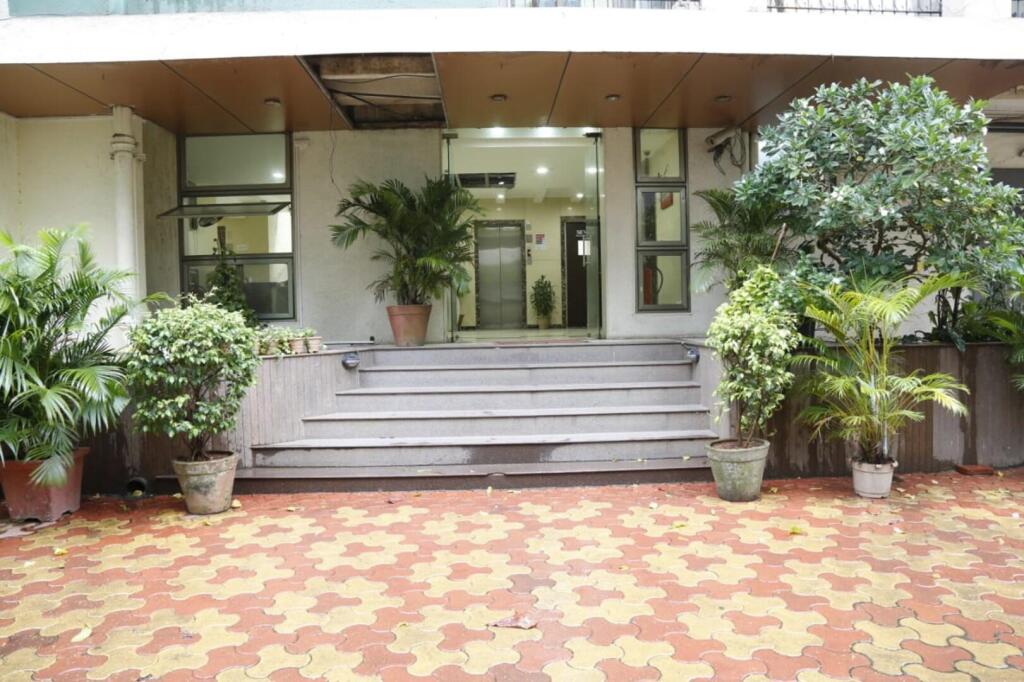 Мумбаи: FabHotel Sai Prasad Apartments