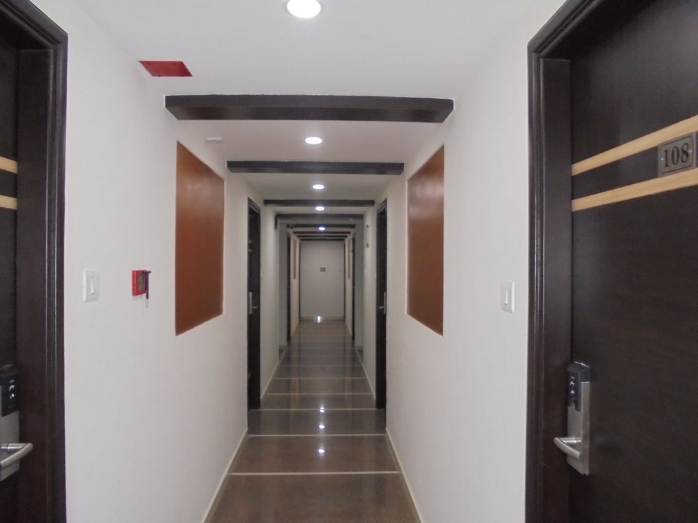 Бангалор: Silicon Hearth Business Hotel