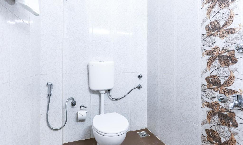 Уллал: Comforts Inn by OYO Rooms