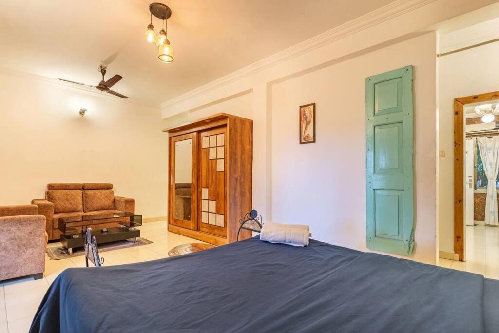 Лонавала: Leisurely Stays Blue chimes Pool 4BHK Lonavla